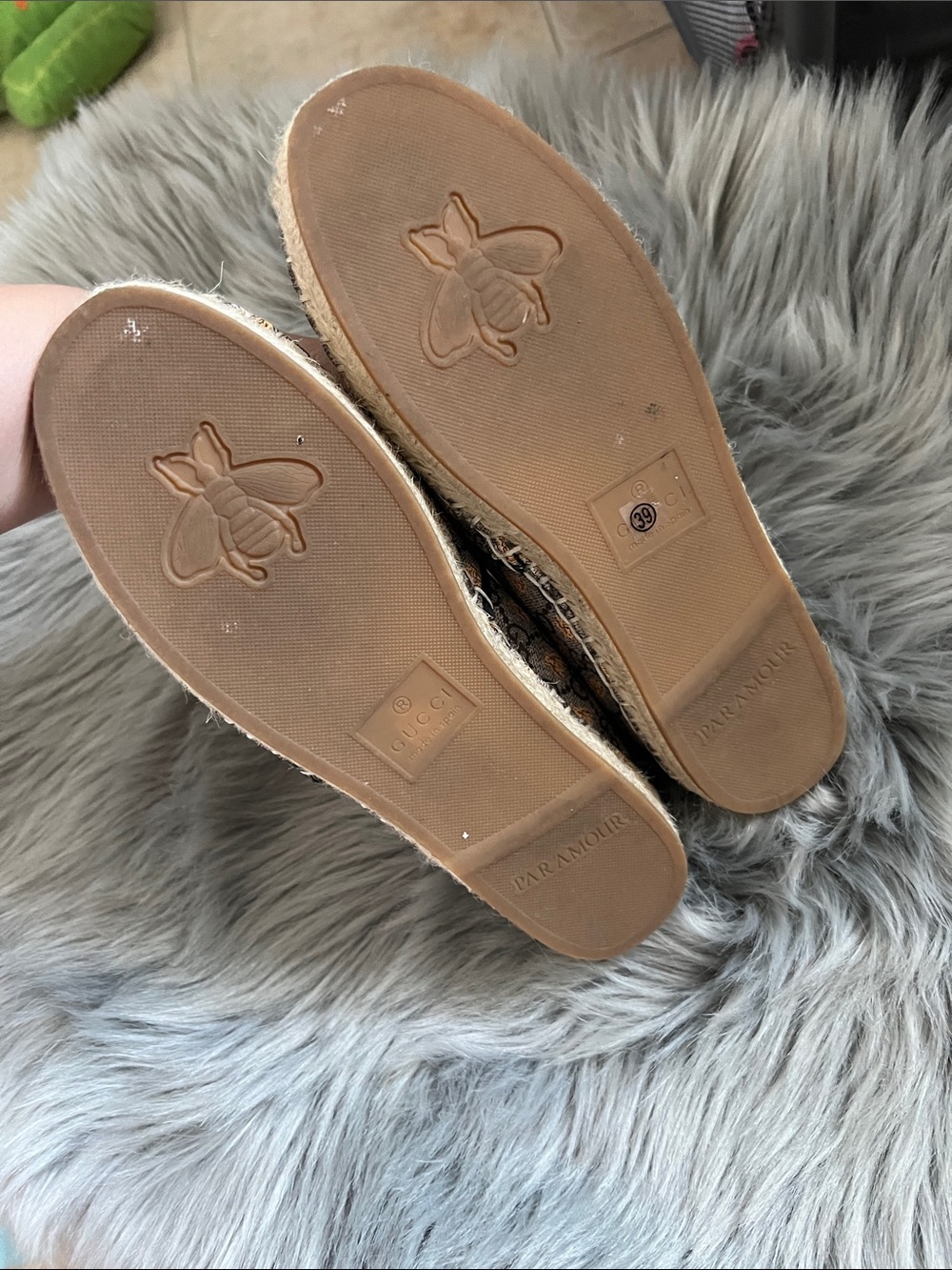 EUC Fashion Espadrilles Brown & Gold Bee Slip-On sz 8/39 - Picture 3 of 7